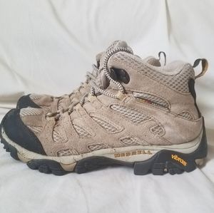 Womans Merrell Moab Ventilator